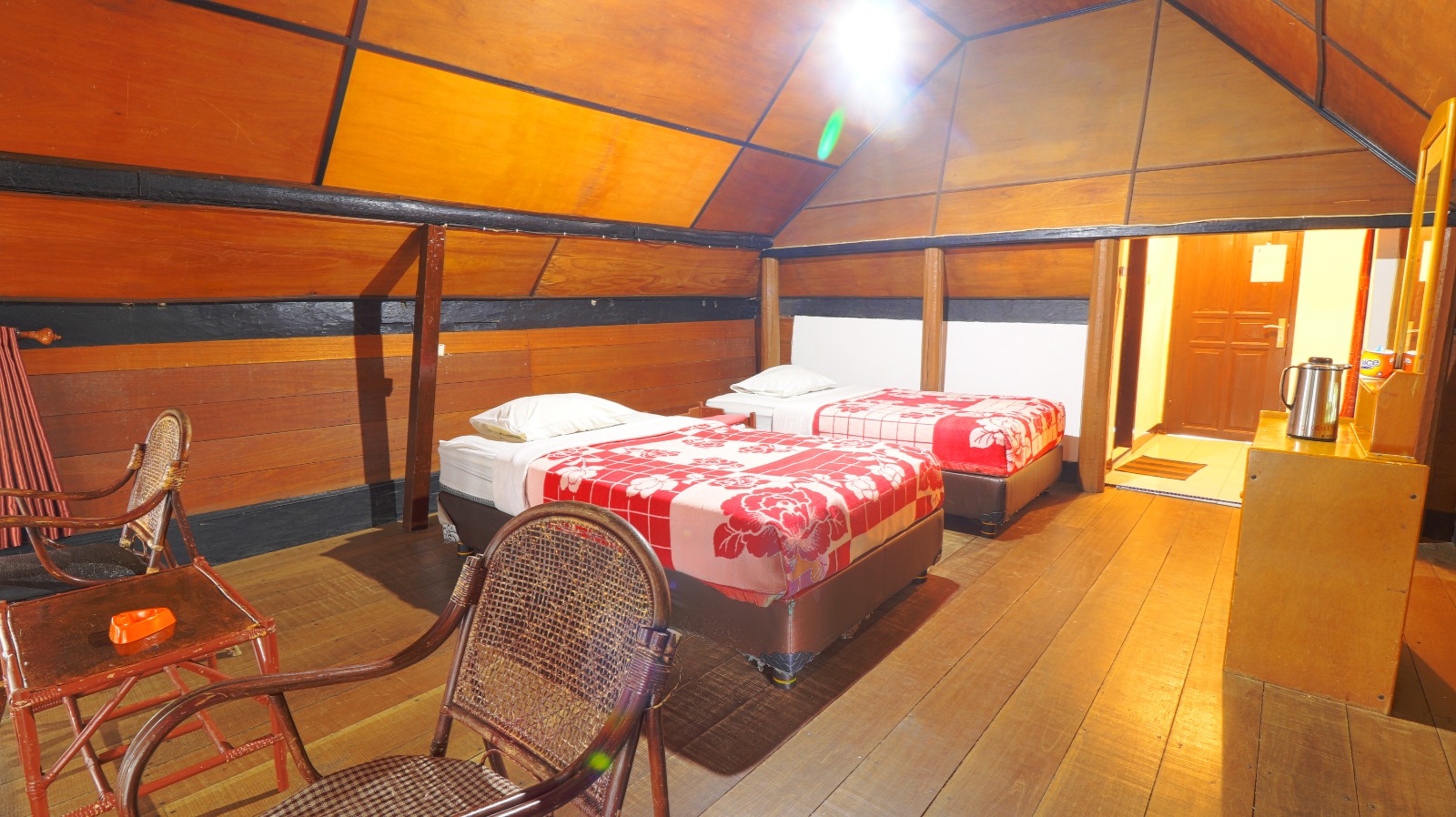 Carolina Cottage Economy room hill view