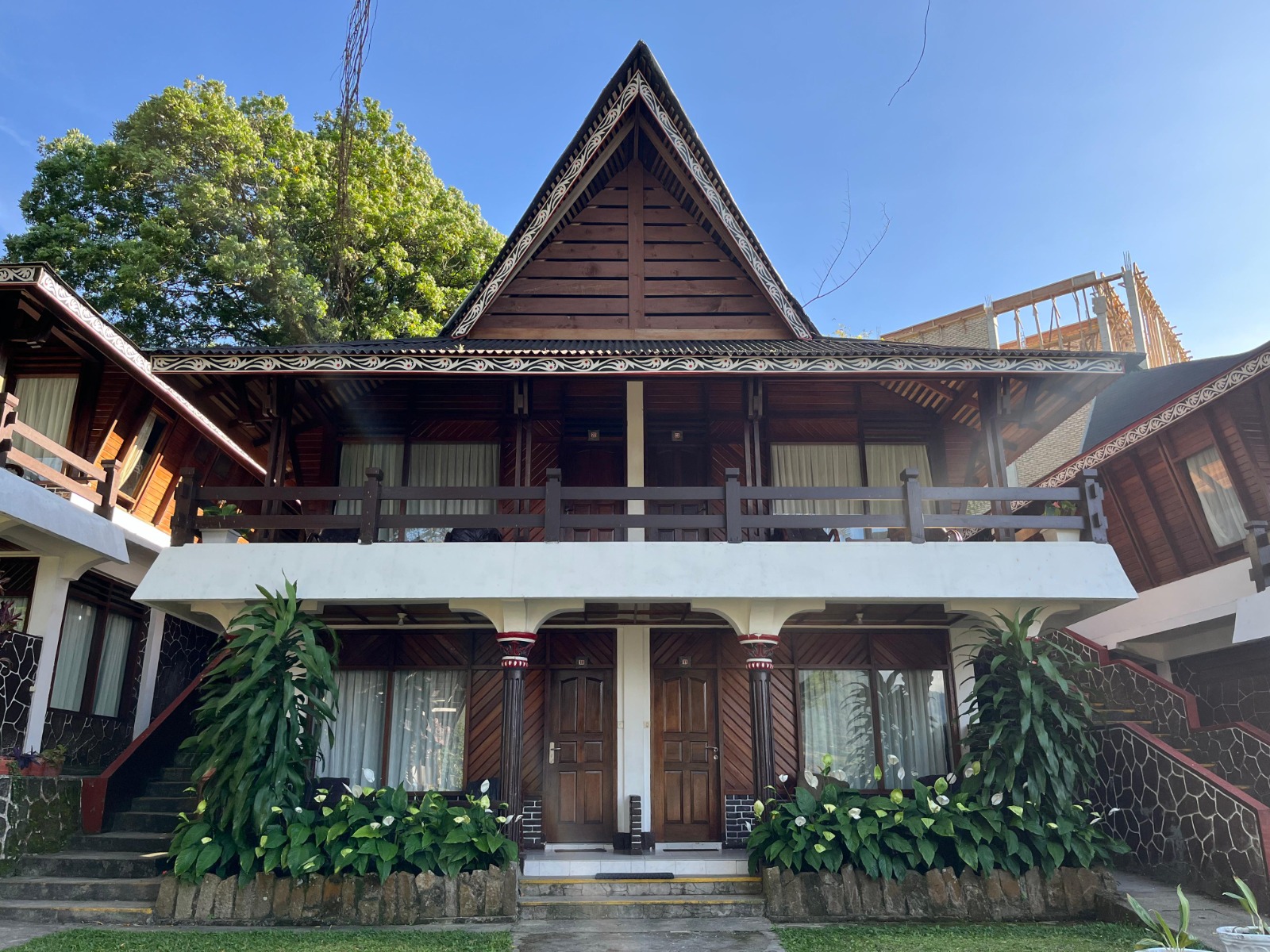 Carolina cottage samosir deluxe room