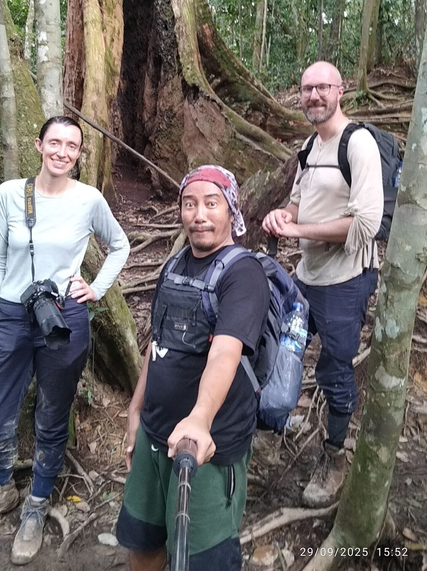 2-day jungle trekking tour 