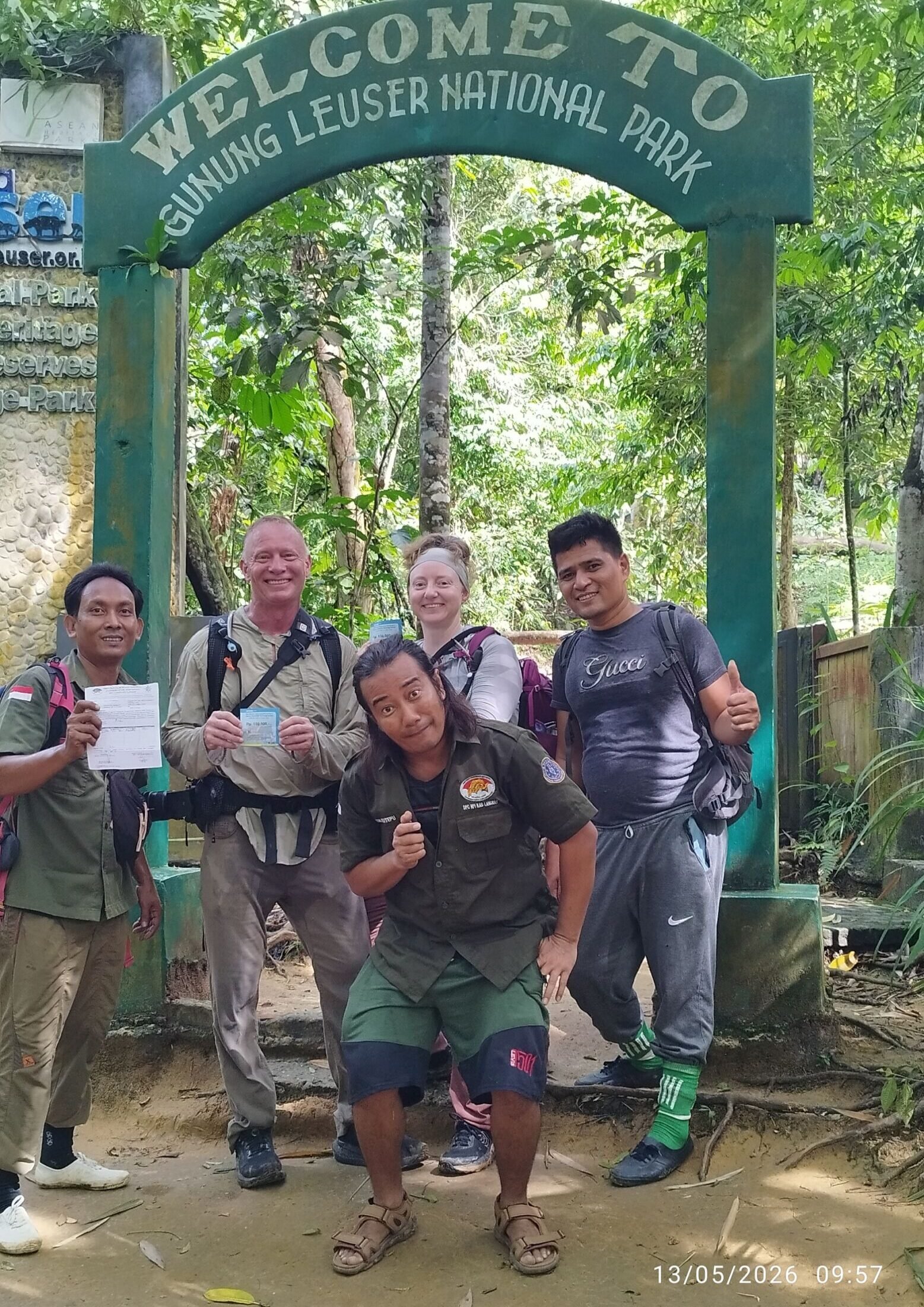 2-day jungle trekking in Bukit Lawang
