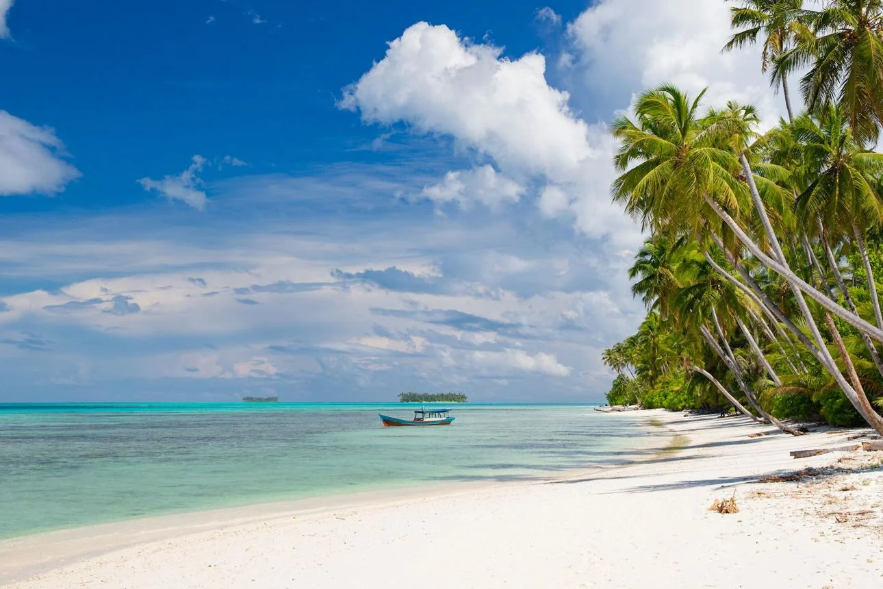 pulau-banyak-sumatra.jpg Pulau Banyak tropical islands in Aceh, Sumatra